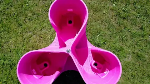 Eric Delafosse Lapee toilet