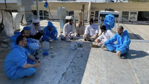 Instagram Students having lunch
