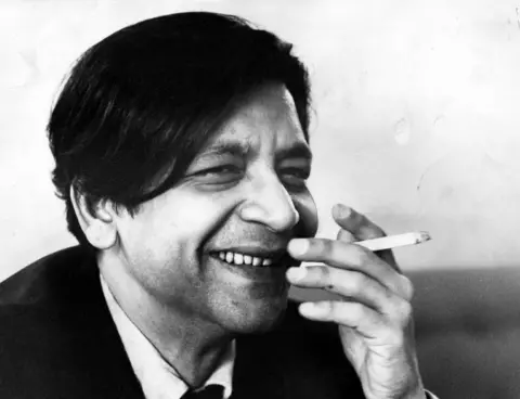 John Minihan VS Naipaul
