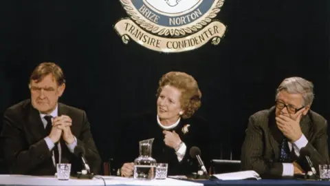 Getty Images Bernard Ingham, Margaret Thatcher and Geoffrey Howe