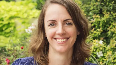 University of North Carolina Dr Bibi Reisdorf