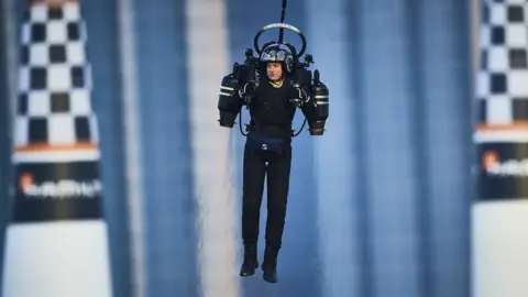 Andreas Langreiter A man using a Jetpack Aviation jetpack