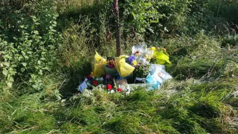 RD Avery Flowers by roadside