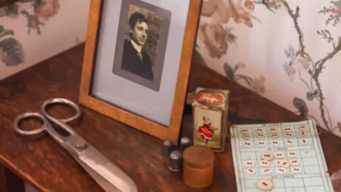 Museum of the Home  A tenement flat in 1913