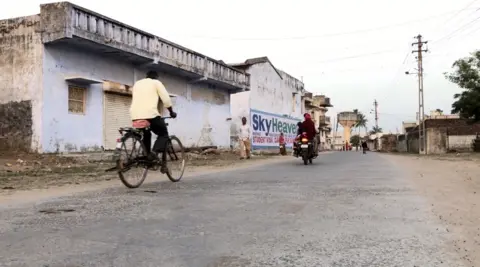 BBC Dingucha, India