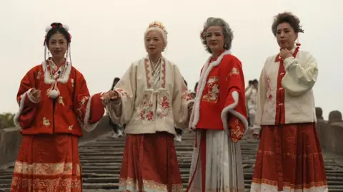 Xiqing Wang/ BBC Shuishui (first from left) models with her friends