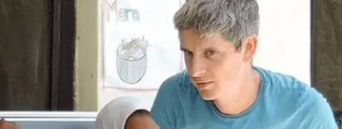 Simon Magnus Simon Magnus during a workshop with Root Experience