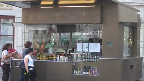 Braveheart/ Wikimedia Commons Ubiquitous würstelständes provide fast food for those on the move (Credit: Braveheart/ Wikimedia Commons)