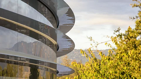 Nigel Young/Foster + Partners Miles of glass encase Apple’s multibillion-dollar Campus 2, which has been designed to meet the tech company’s famously exacting standards (Credit: Nigel Young/Foster + Partners)