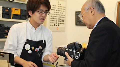 Yuko Komura Customers come to rediscover old cameras (credit: Yuko Komura)
