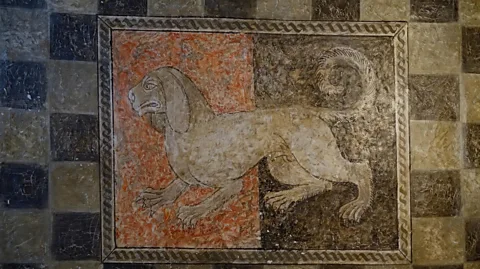 Alamy A ceiling decoration featuring a Talbot dog (Credit: Alamy)