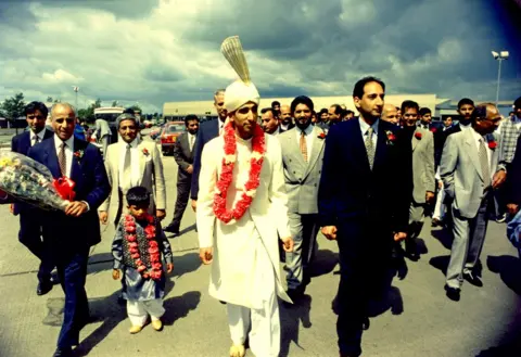 Hermann Rodrigues A Pakistani wedding in Stornoway in the 90s