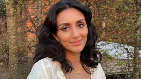 Mehek Bukhari Mehek Bukhari