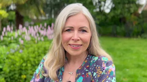 Nathan Turvey/BBC Sarah Proctor, a cancer patient taking part in the research