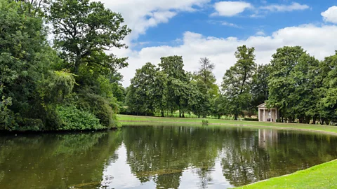 Alamy There are mythic aspects to Diana’s life, such as her place of burial on an island, like King Arthur’s Avalon, at her family estate (Credit: Alamy)