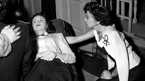 Alamy Lupino – shown with Outrage star Mala Powers – emphasised the states of mind of her heroines (Credit: Alamy)