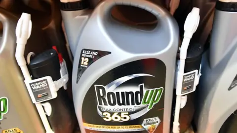 AFP Roundup weedkiller