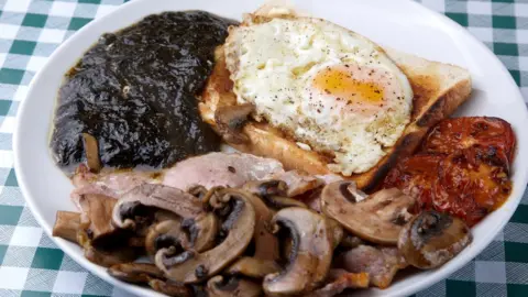 Getty Images Laverbread as part of a cooked breakfast